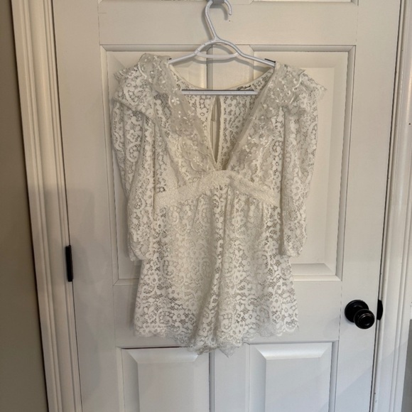 New! For Love & Lemons Santo Eyelash Lace Ruffles Romper White 3399 - Picture 5 of 15
